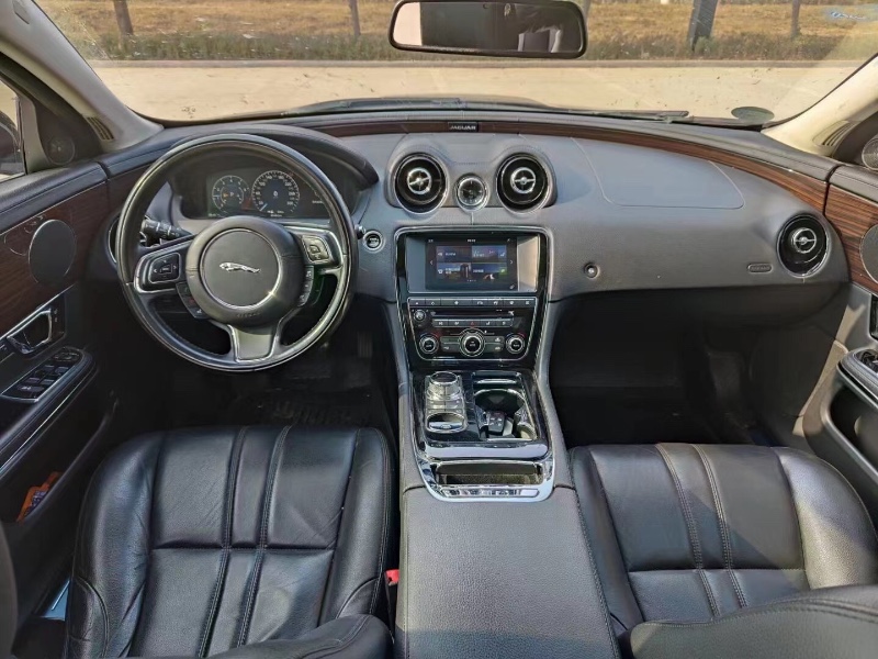 北京17年捷豹XJL5