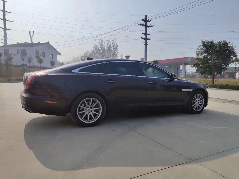 北京17年捷豹XJL9