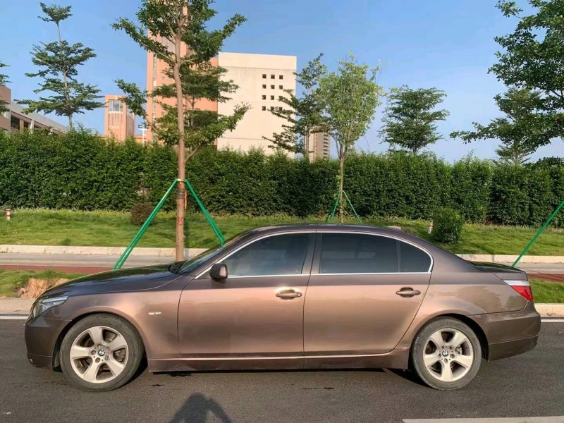 廣州08年寶馬5系3