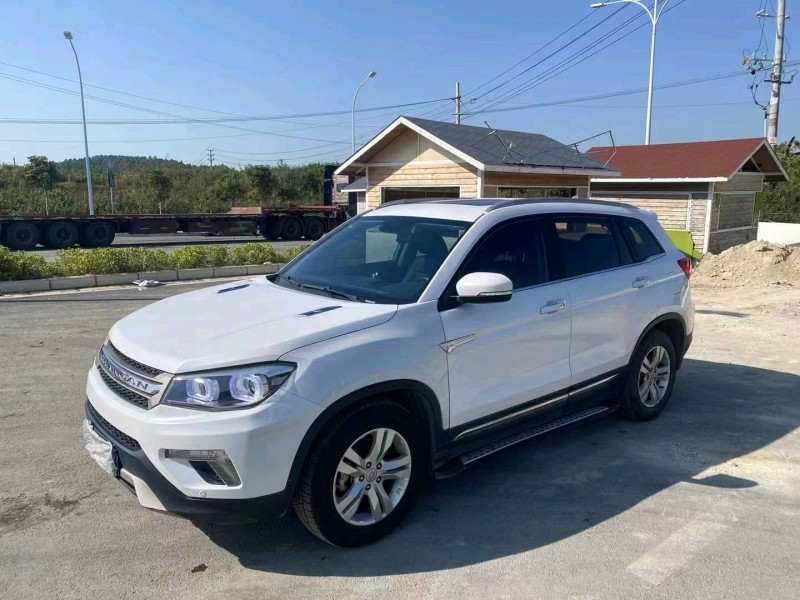 柳州16年長安汽車CS752