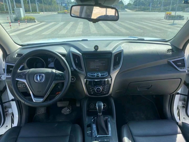 柳州16年長安汽車CS754