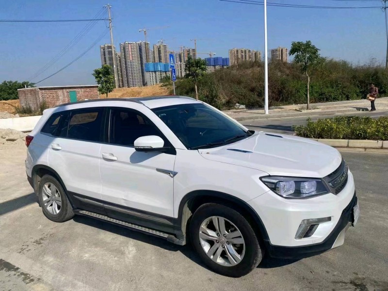柳州16年長安汽車CS753