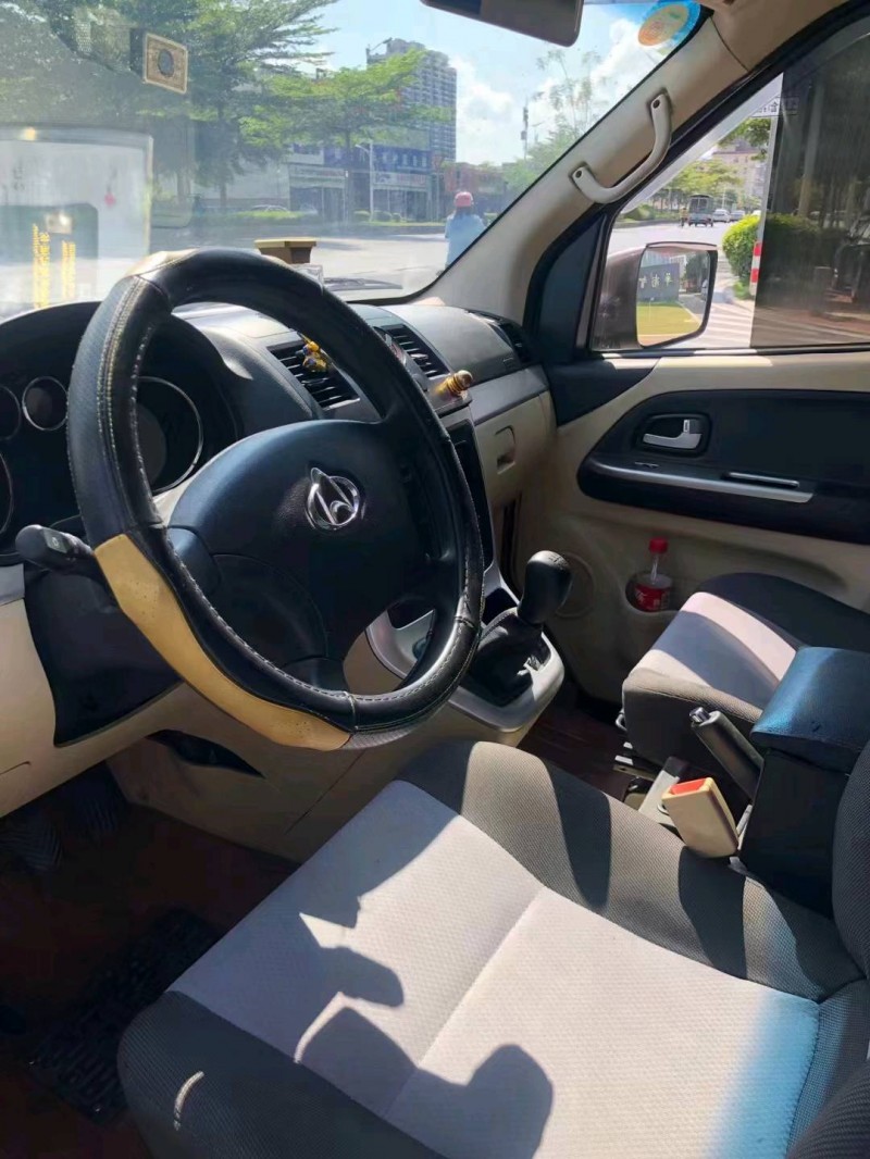 肇慶18年長安汽車M603
