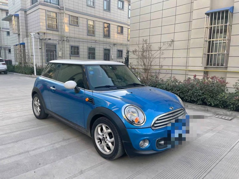 徐州12年寶馬MINI3
