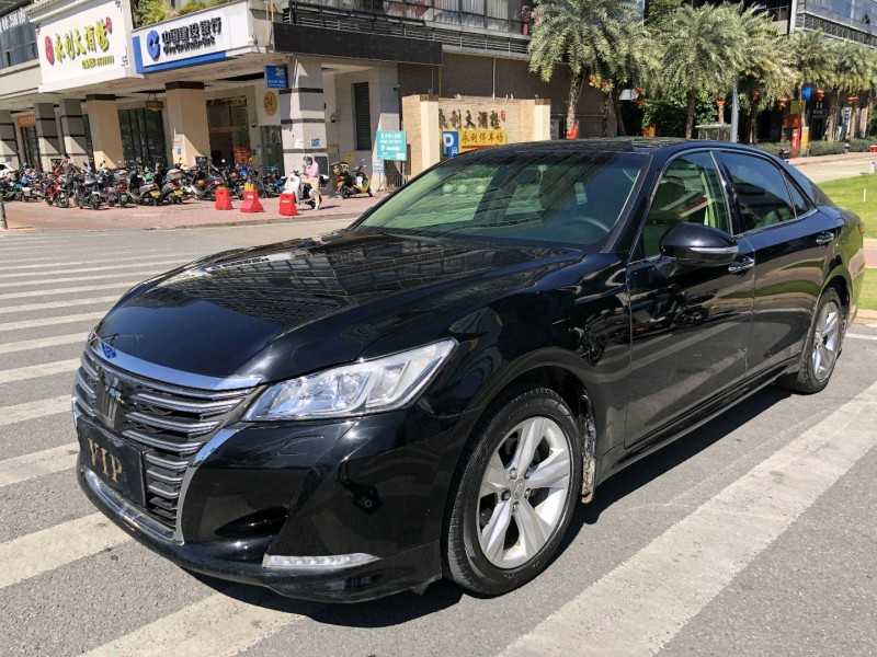 肇慶18年豐田皇冠7
