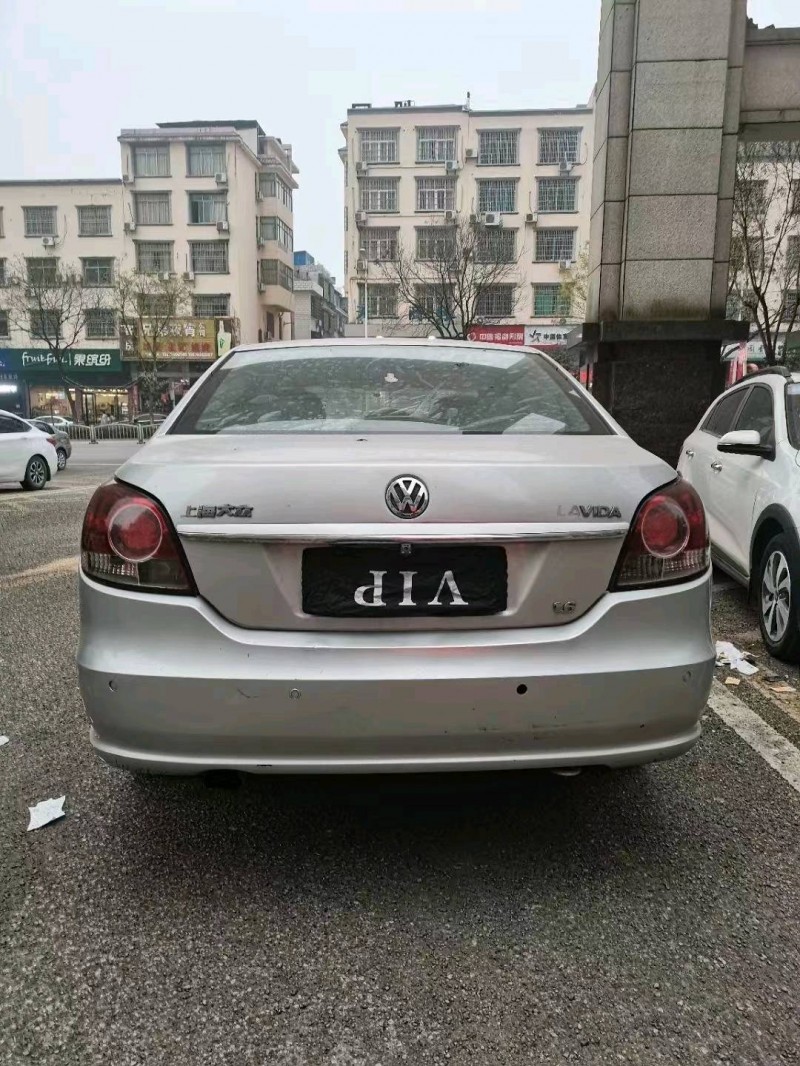 婁底11年大眾朗逸4