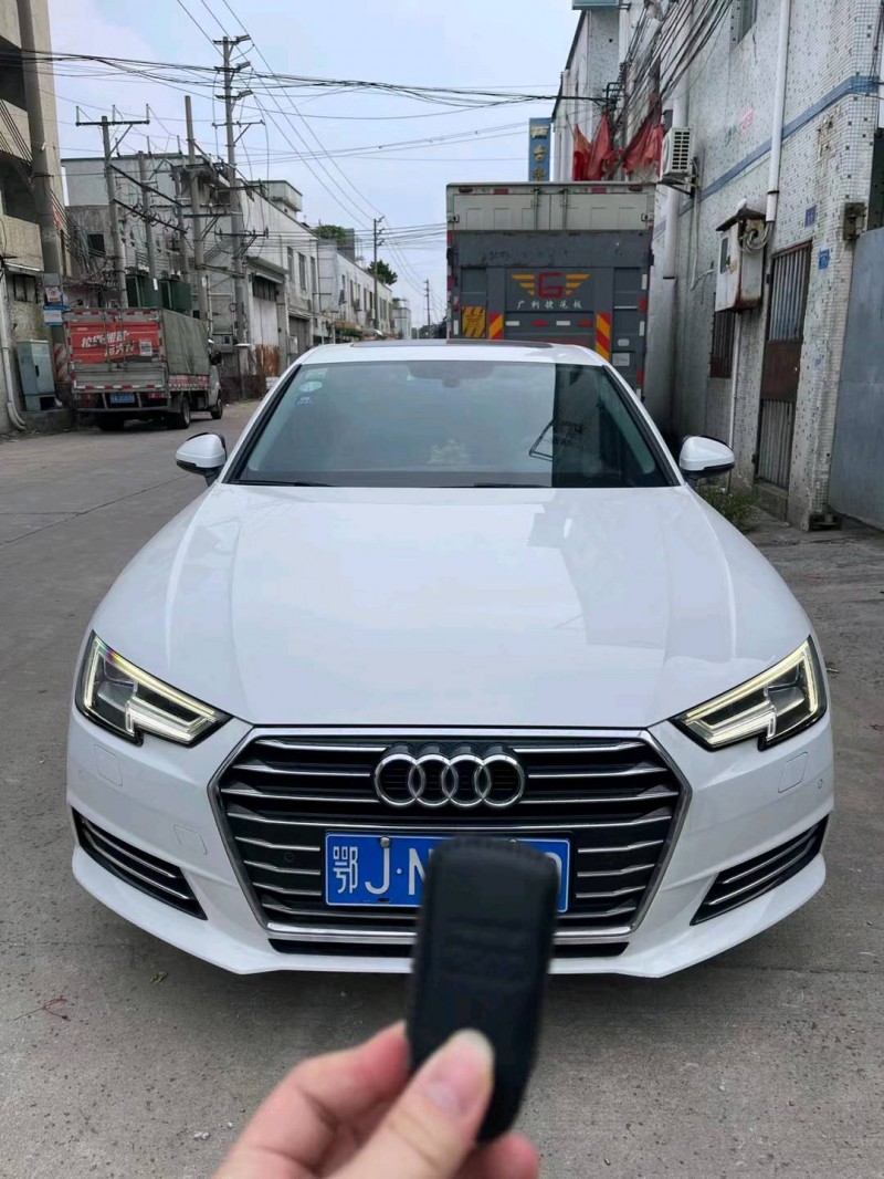 廣州18年奧迪A4L1