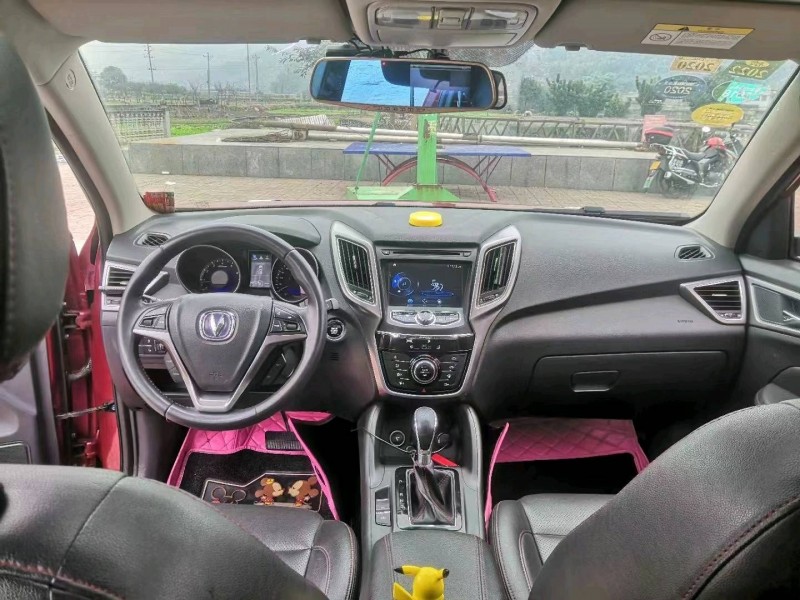 成都16年長安汽車CS754