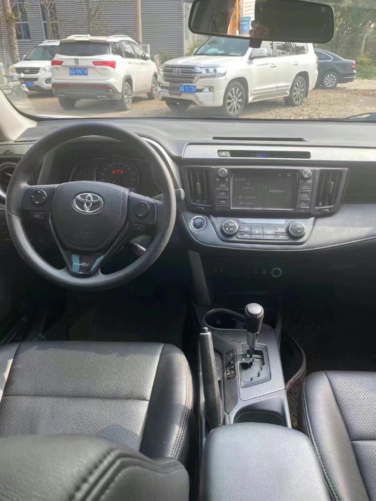 東營17年豐田RAV4榮放5