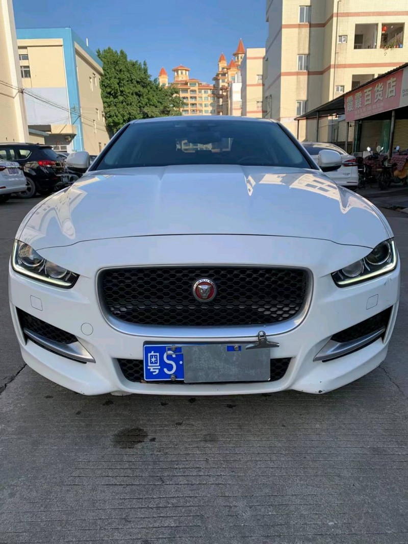 中山16年捷豹XE1