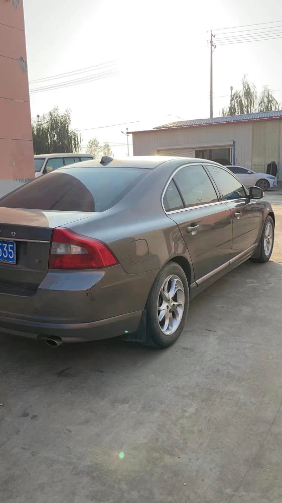北京10年沃爾沃S80L8
