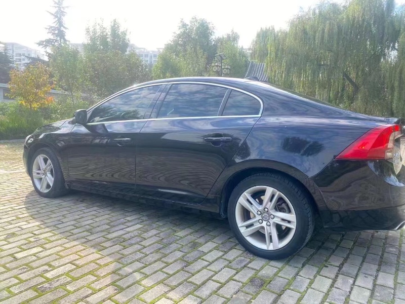 泰安15年沃爾沃S60L6