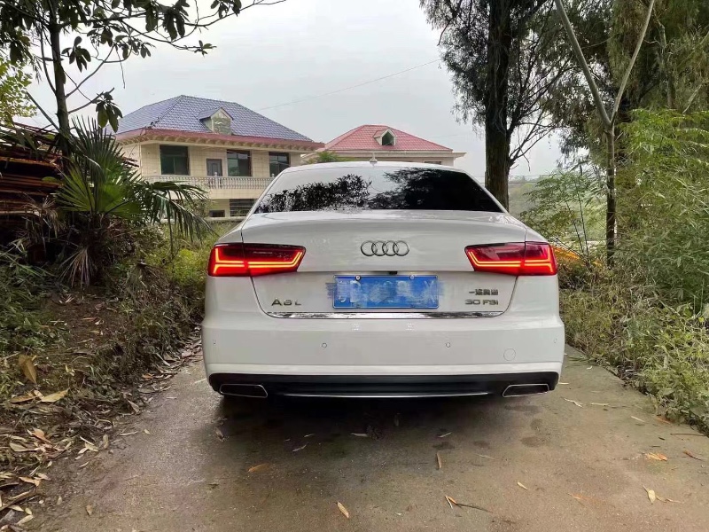 邵陽17年奧迪A6L8