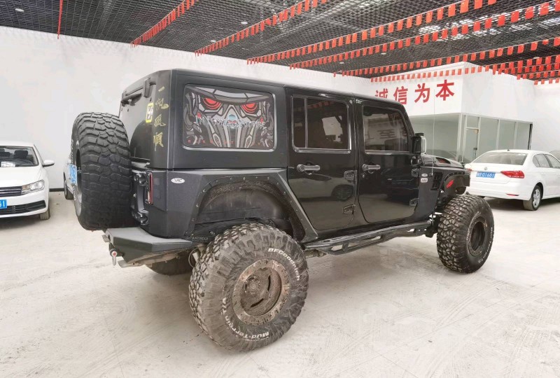 滄州15年Jeep牧馬人3