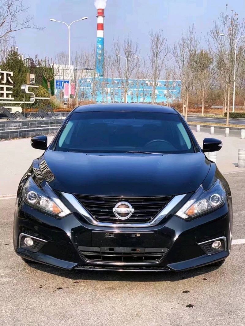 廊坊17年日產天籟1