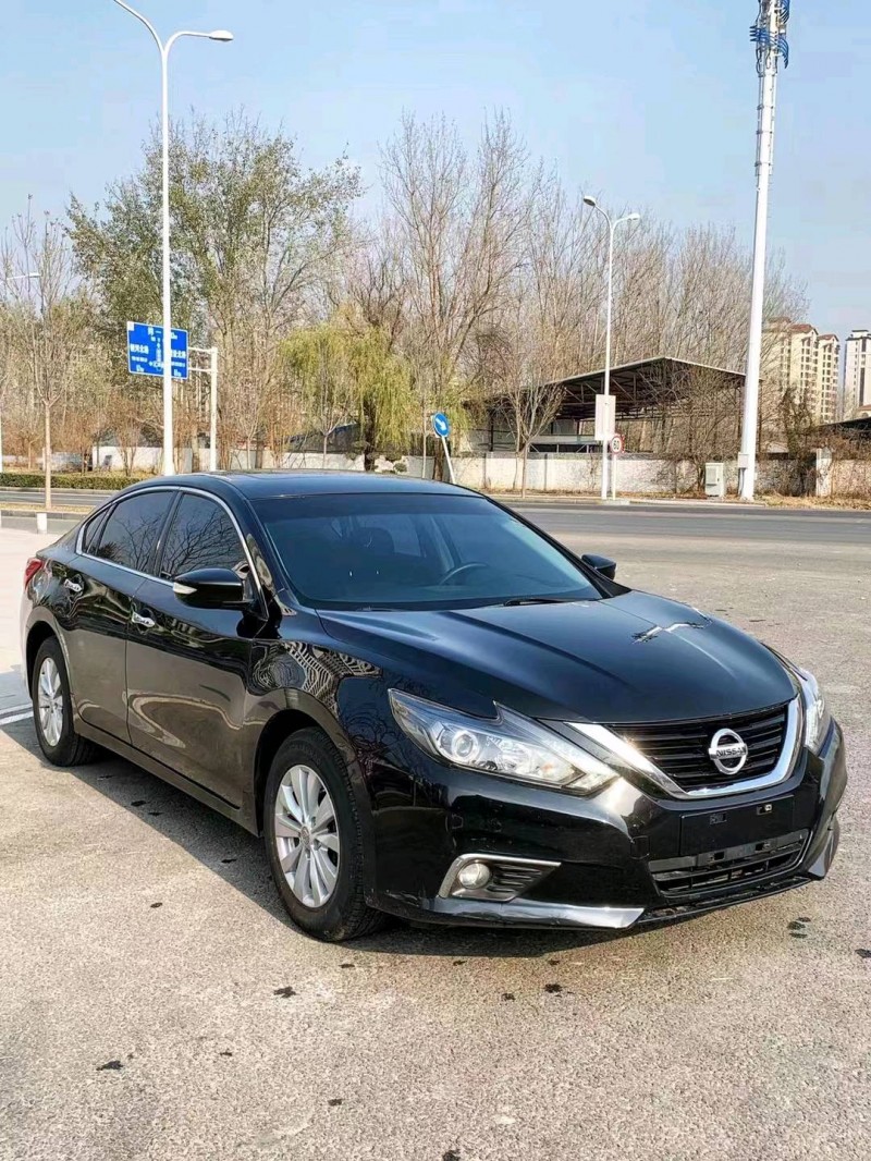 廊坊17年日產天籟3