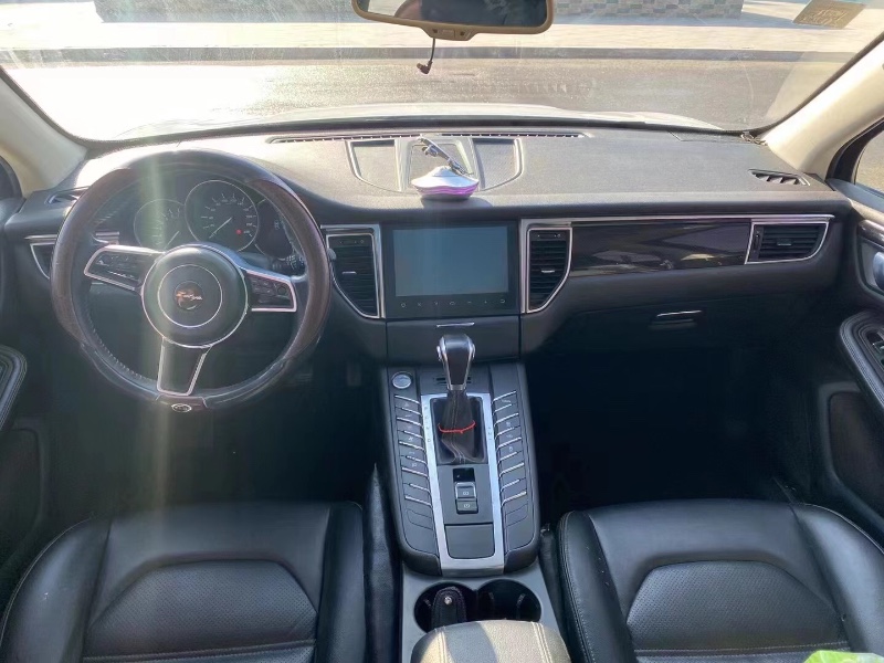 东营18年众泰SR95