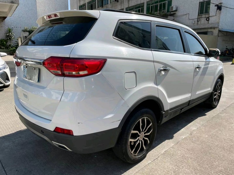 中山16年力帆汽車邁威5