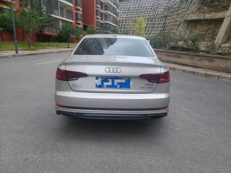 貴陽19年奧迪A4L8