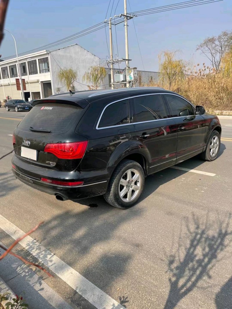 宿遷13年奧迪Q78