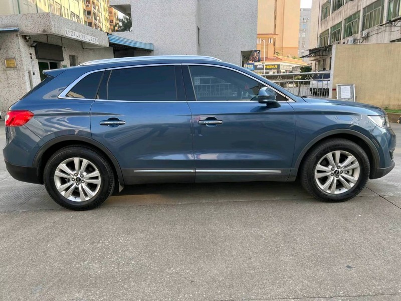 中山18年林肯MKX3
