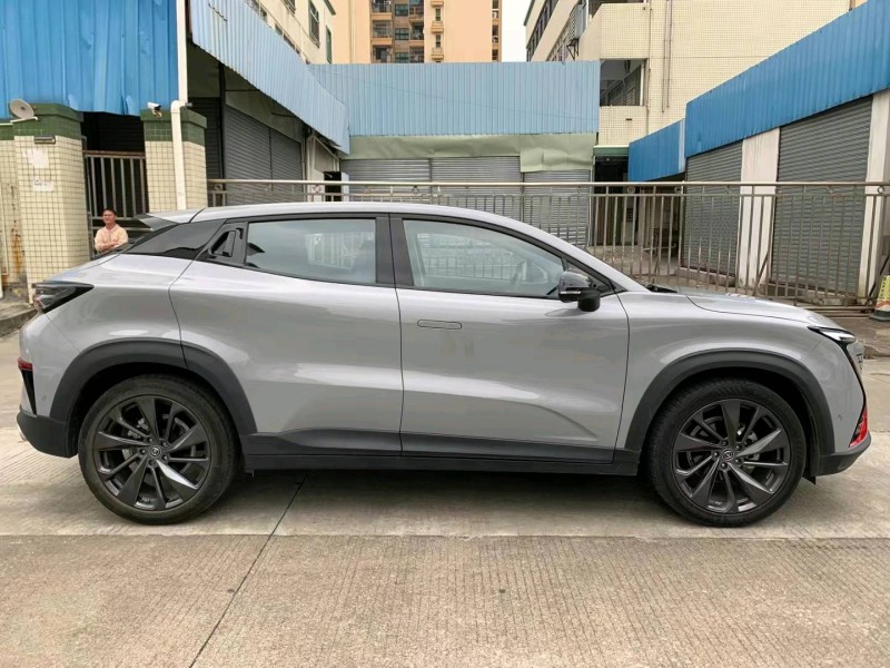 中山20年長安汽車UNI-T2