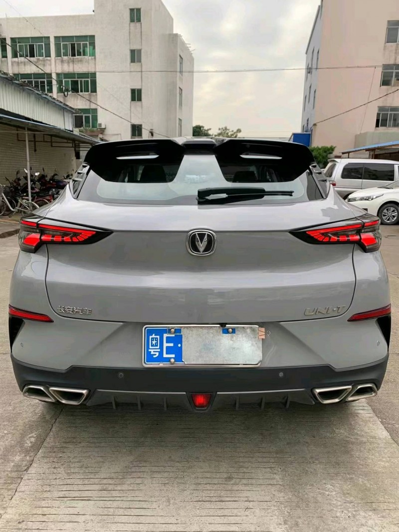 中山20年長安汽車UNI-T4