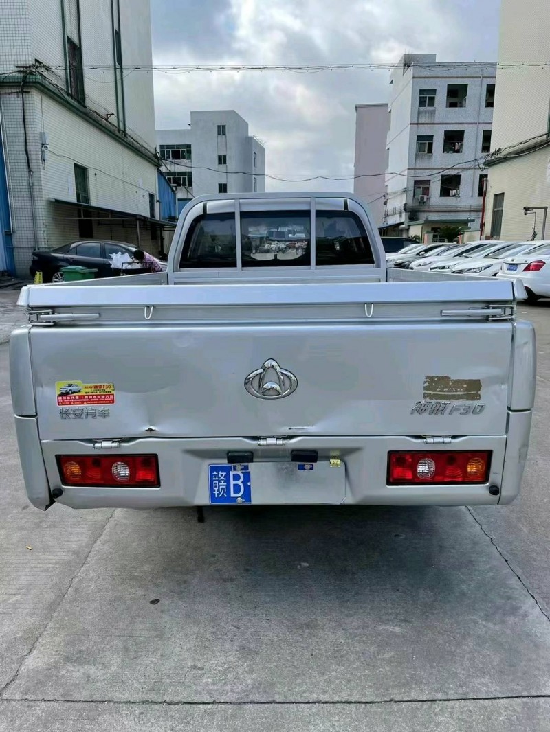 中山20年長安汽車神騏F304
