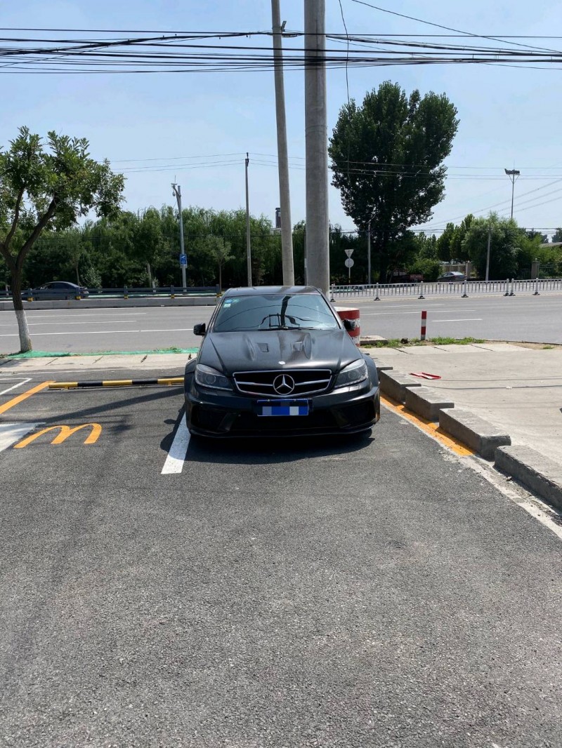 北京11年奔馳AMG C634