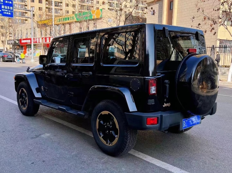 北京14年Jeep牧馬人5