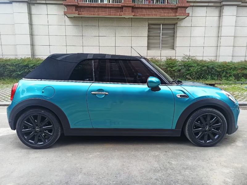 成都18年寶馬MINI3