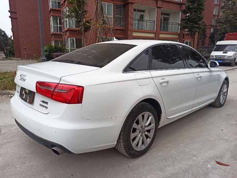 成都14年奧迪A6L5