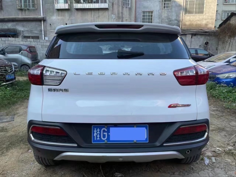 來賓18年獵豹汽車CS95