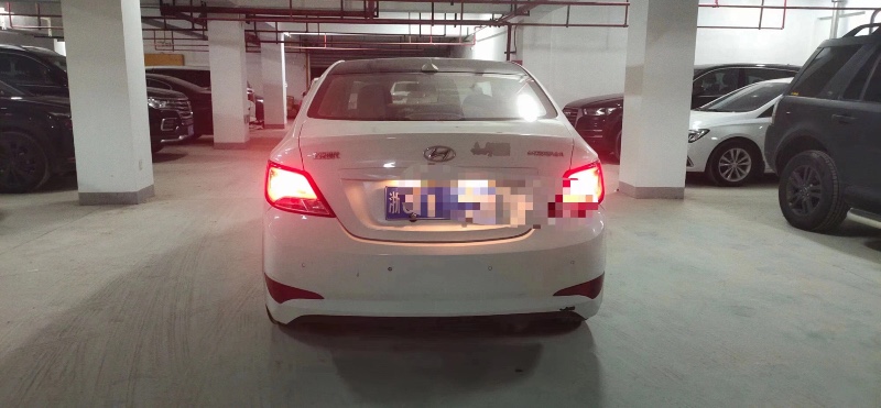 苏州16年现代瑞纳7