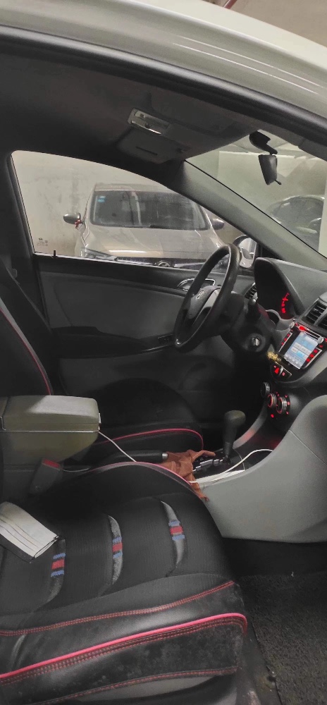 苏州16年现代瑞纳5