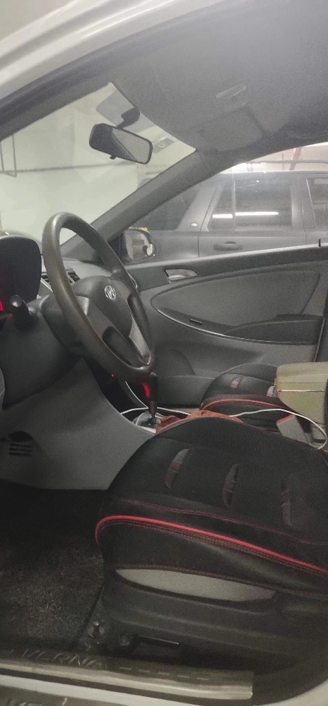 苏州16年现代瑞纳6