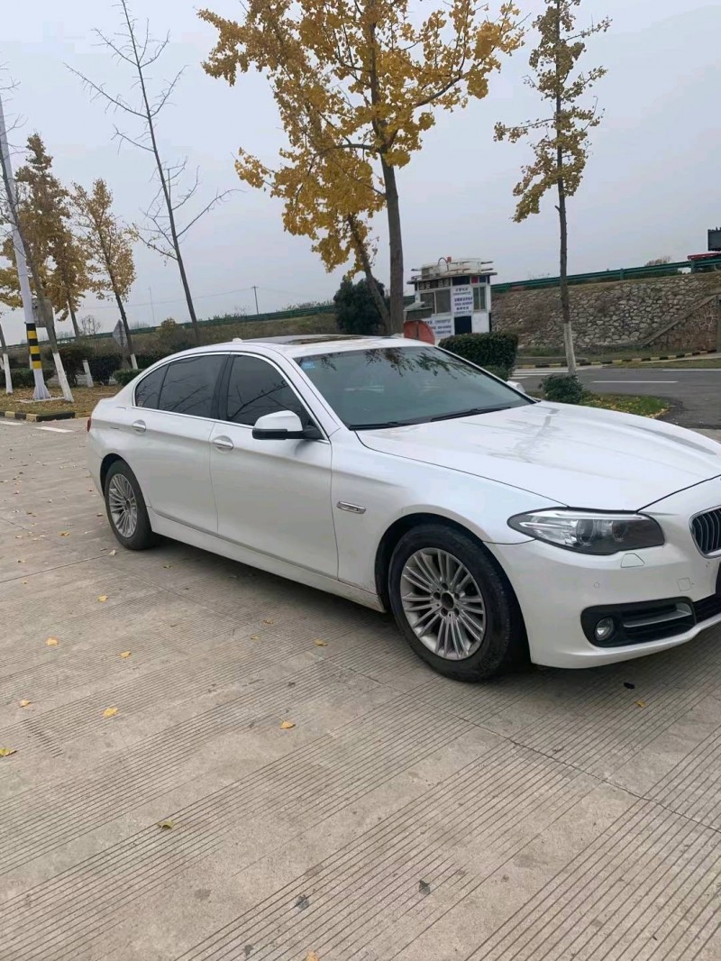 濟寧16年寶馬5系3