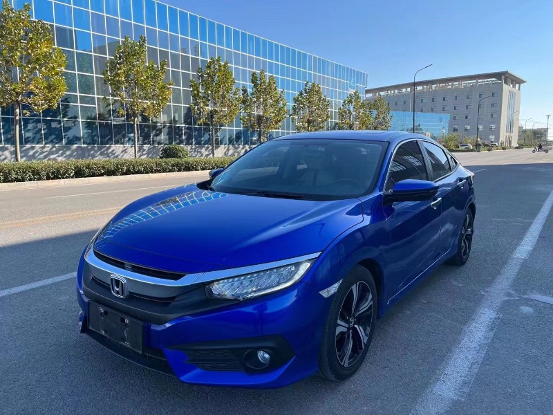 济宁16年本田思域9