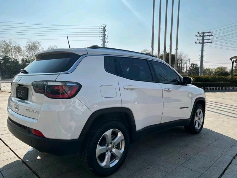 鹽城20年Jeep指南者9