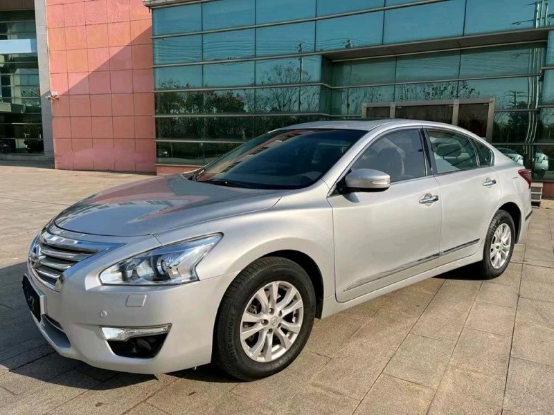 鹽城14年日產天籟3