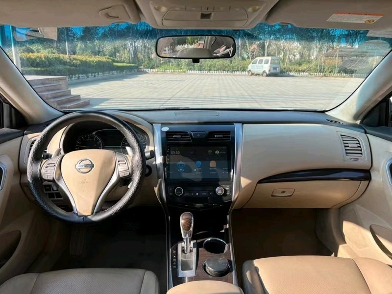 鹽城14年日產天籟7