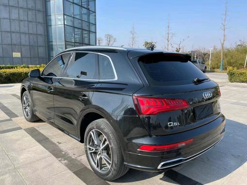 鹽城19年奧迪Q59