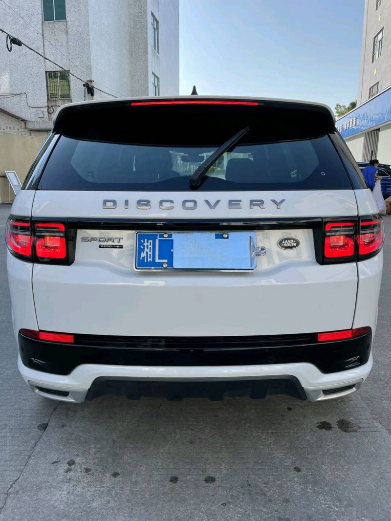 中山20年路虎發現4