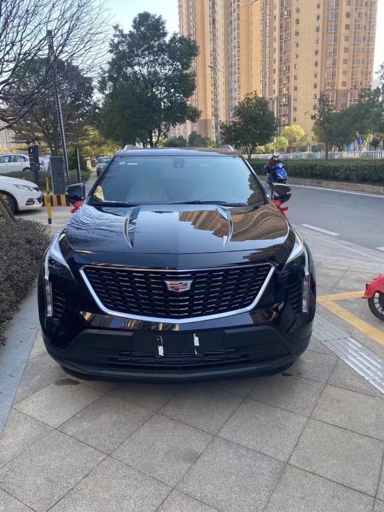 上饒21年凱迪拉克XT45