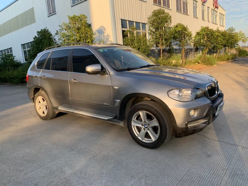 宜昌09年寶馬X58