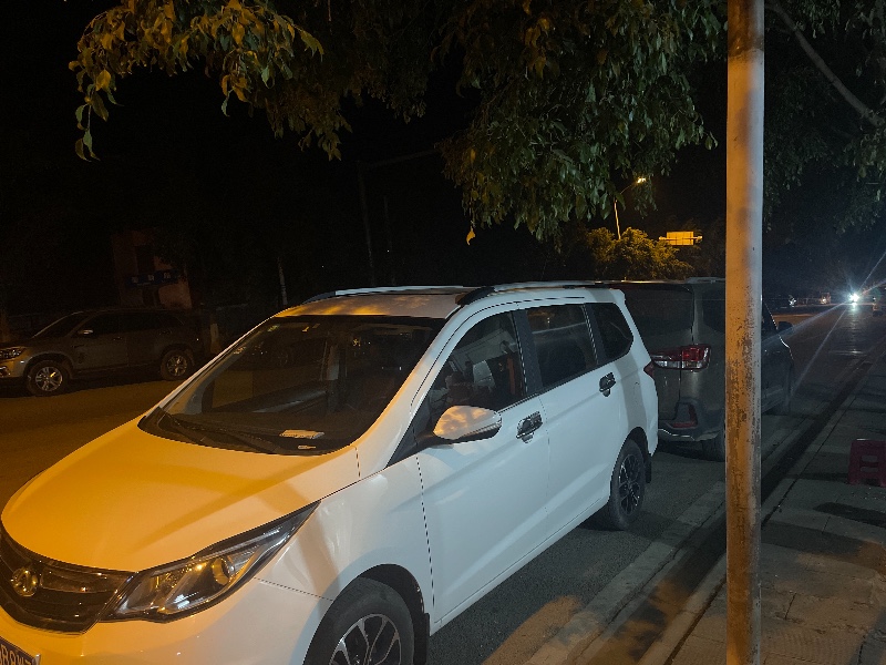 昆明16年長安汽車歐尚2