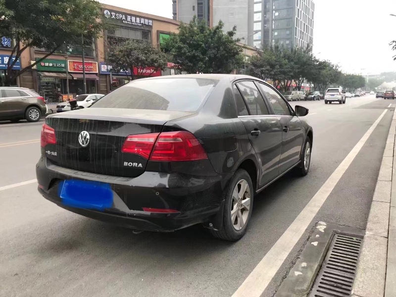 重慶14年大眾寶來7