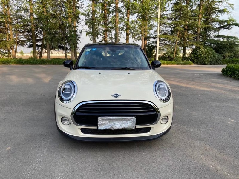 徐州18年寶馬MINI1