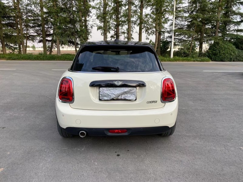徐州18年寶馬MINI9