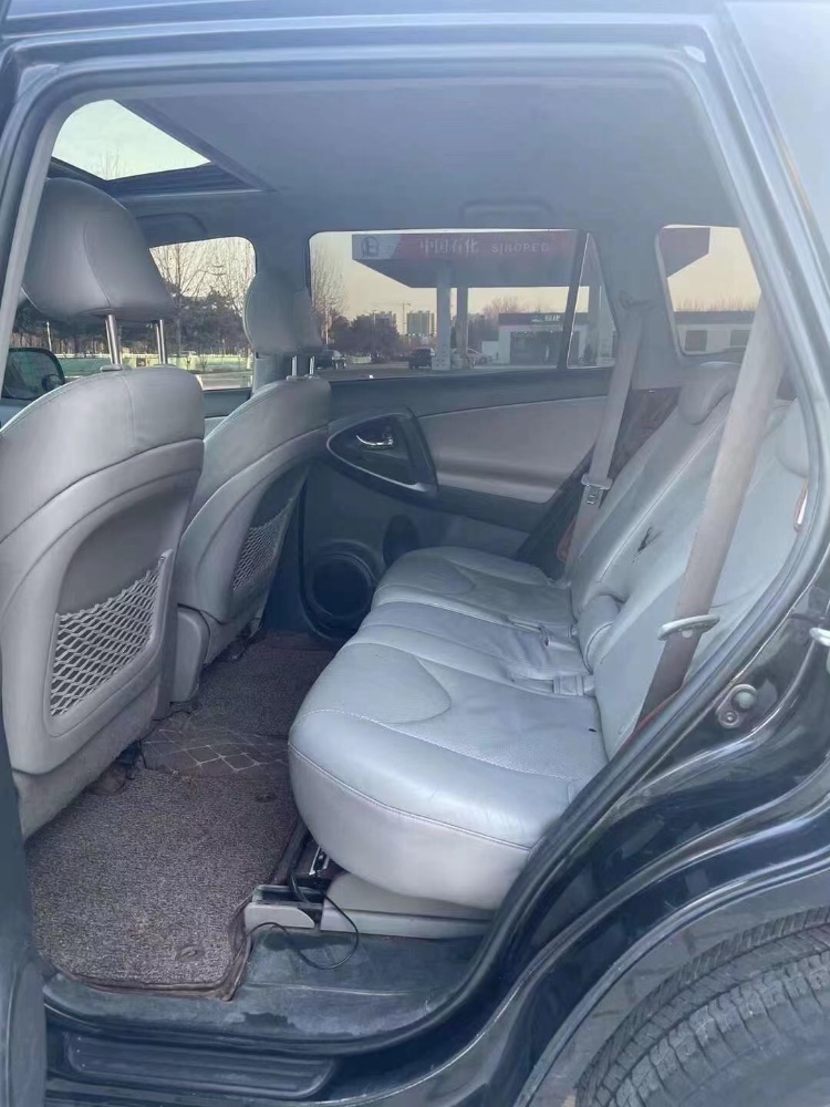 秦皇島10年豐田RAV4榮放6